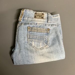 Shapes your bum nice !!! Woman’s Septima Jeans WearSize: 5/6